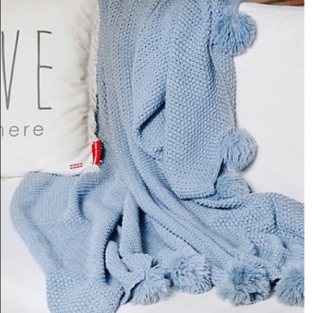 NEW Peace Love World Oversized Seed Stitch Throw - Serenity Blue - 60”x70”